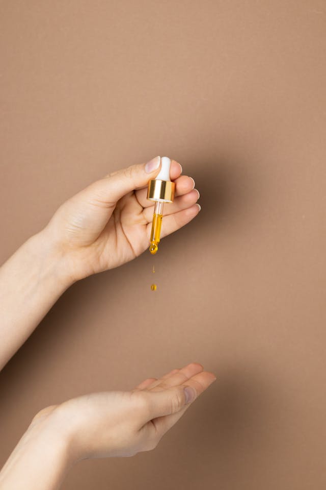 proprietà e benefici per pelle e capelli dell'olio di argan