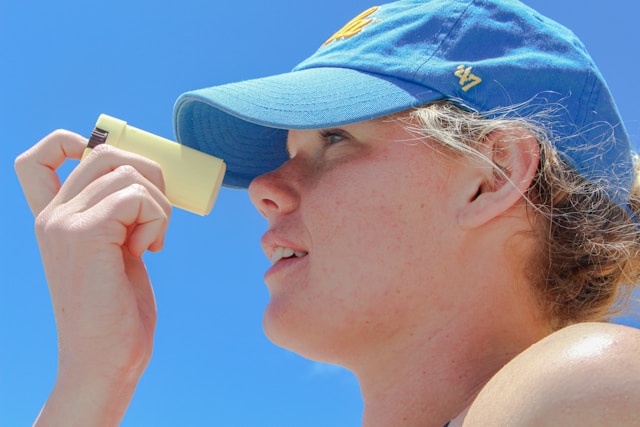 stick solar per proteggere la pelle dal sole e riapplicare